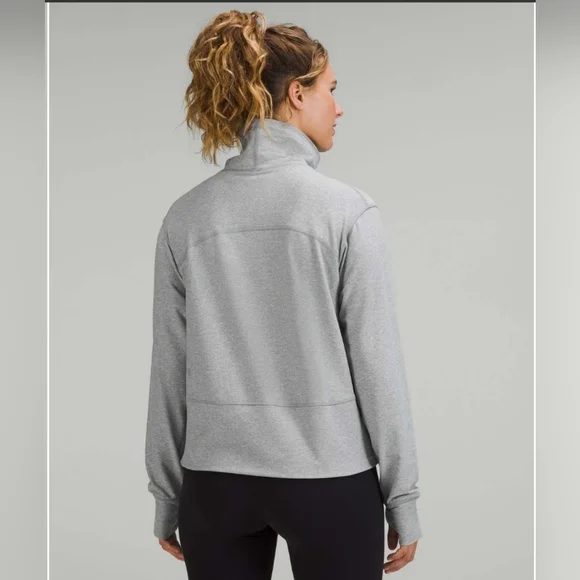 Lululemon top - Picture 3 of 8